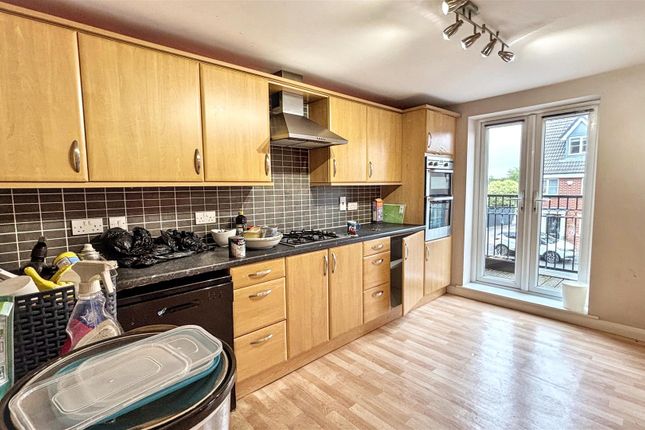 128, Parkway, Derby photo 2