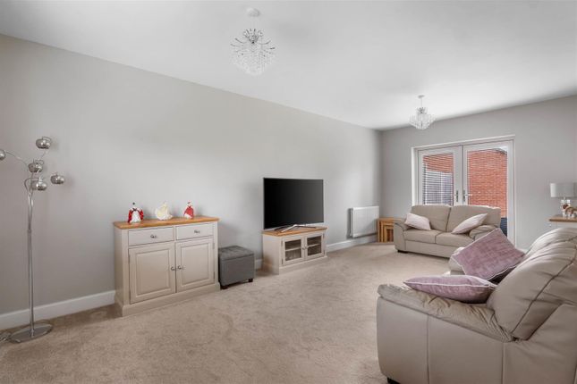 1, Wheatsheaf Way, Stratford-Upon-Avon photo 3
