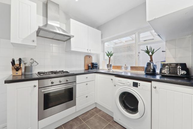 Flat for sale in Croydon Road, Anerley, London