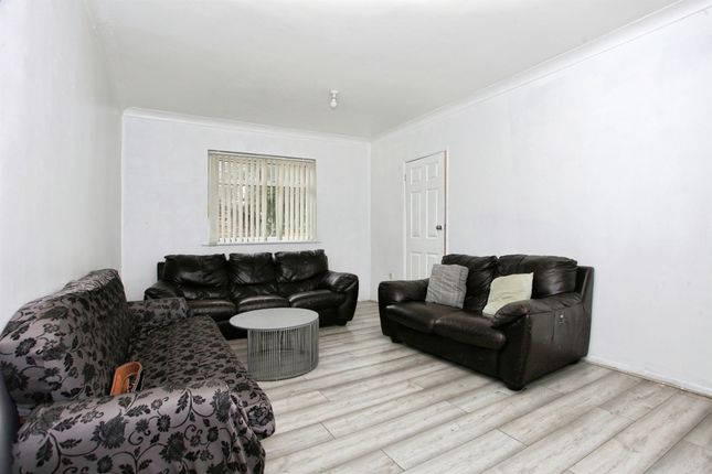 39, Thistlemoor Road, PETERBOROUGH photo 4