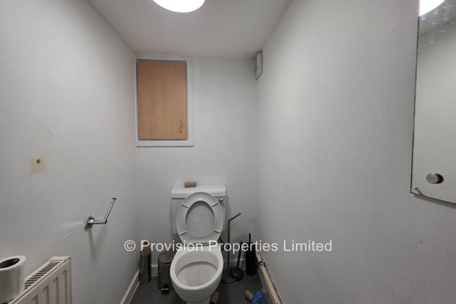 27, Ashville Road, Hyde Park photo 4