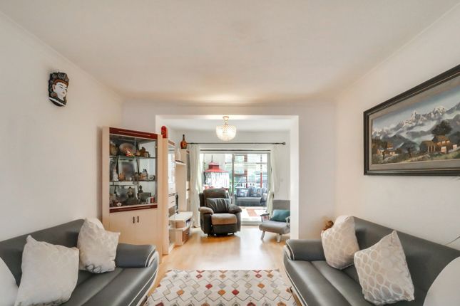 End terrace house for sale in Clifton Road, Harrow