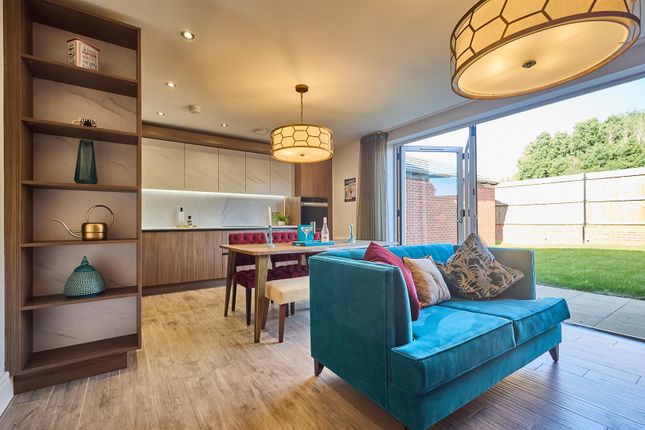 16, Westfield Avenue, Leicester photo 2