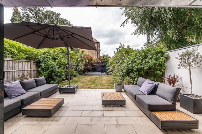 31, Howards Lane, London photo 4