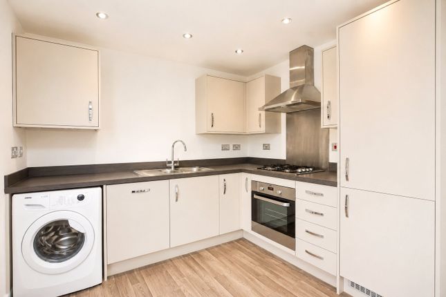 13, Appersett Close, Harrogate photo 3