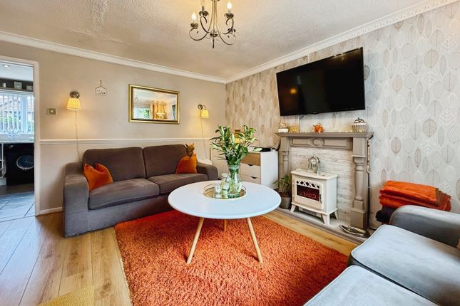 7, Cwrt Llwyn Fedwen, Swansea photo 3