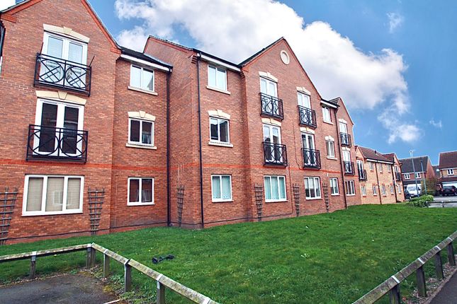 Thumbnail Flat to rent in Middle Meadow, Tipton