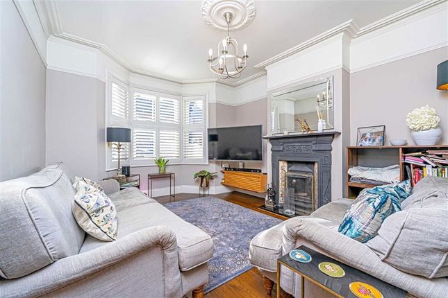 38, Sunnyside Road, Teddington photo 2