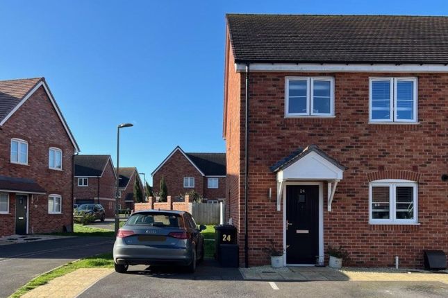 Thumbnail End terrace house for sale in Chequers Lane, Grove