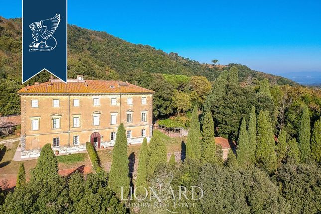 Thumbnail Villa for sale in Sassetta, Livorno, Toscana