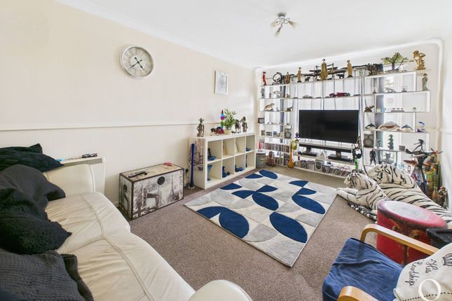 188, Freshwater Drive, Poole photo 4