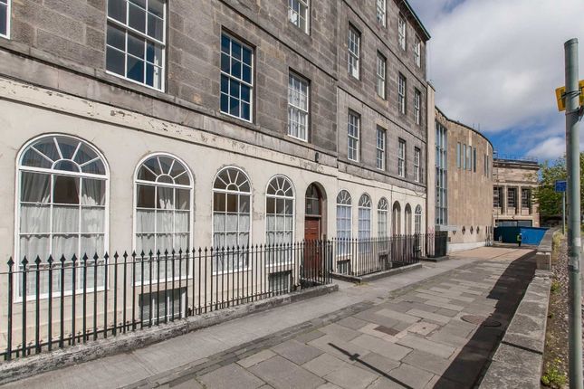 Thumbnail Flat to rent in Lothian Street, Old Town, Edinburgh