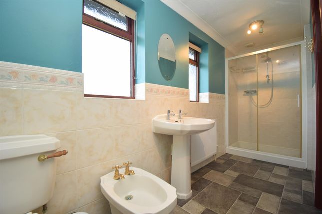 21, Stoney Lane, Wakefield photo 5