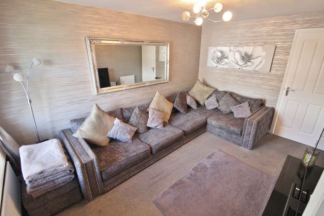 21, Warspite Close, Portsmouth photo 4