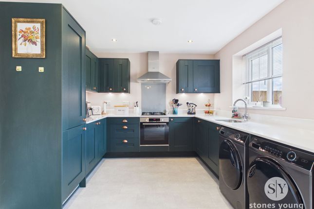 43 Brackenwood, Blackburn photo 3