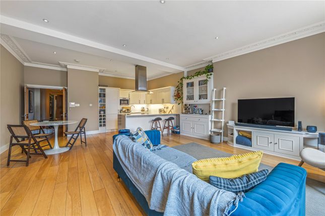 Flat C, 7, The Quadrant, Surrey photo 4
