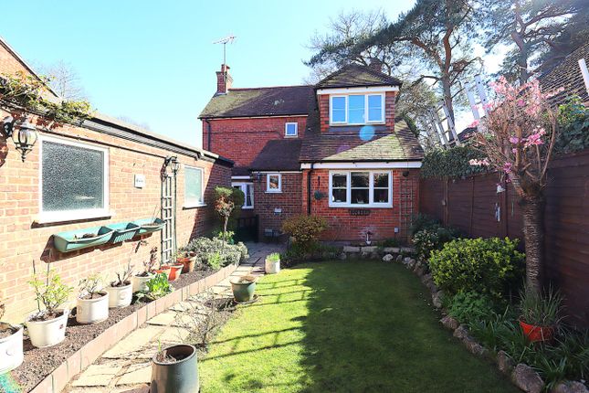 2-bed house on 39, Shepherds Walk, Farnborough, £485,000