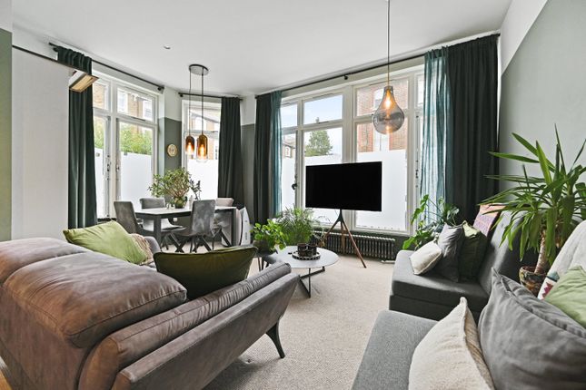 Kilmarsh Road, London photo 2