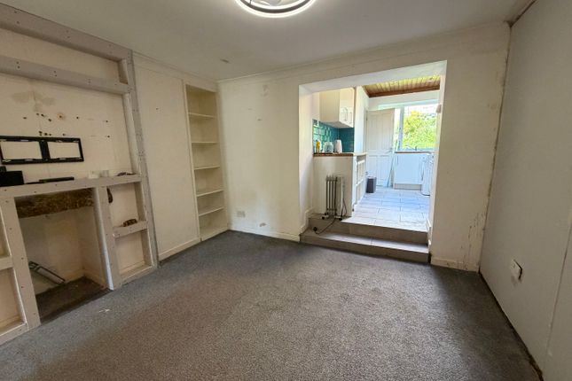 5, Foundry Row, Redruth photo 4