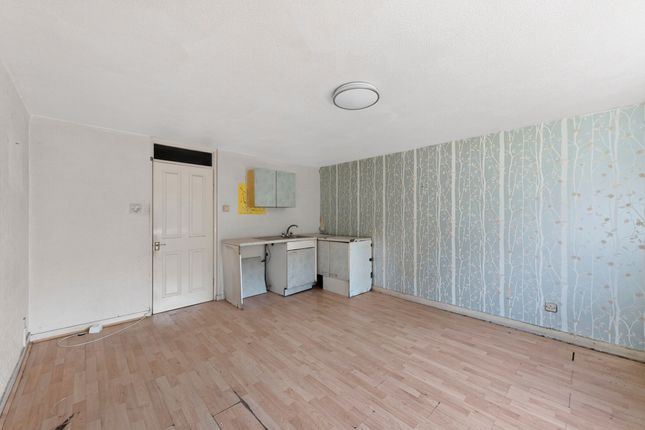 64 Raccoon Way, 64 Raccoon Way, Hounslow photo 3