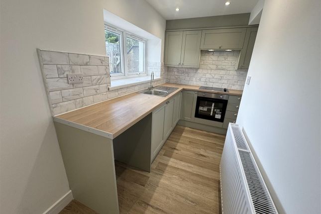 Maesyffynon Terrace, Tonypandy photo 2
