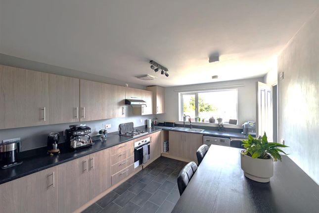 20, Portsea View, Bedhampton photo 2