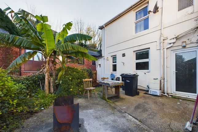 Thumbnail Terraced house for sale in Walnut Road, Torquay