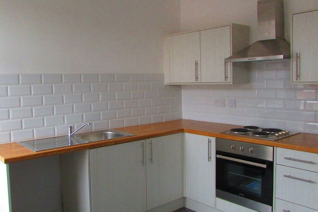 Flat to rent in Chesterfield Road, Blackpool, Lancashire FY1