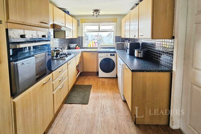 32, Lodge Lane, Derby photo 3