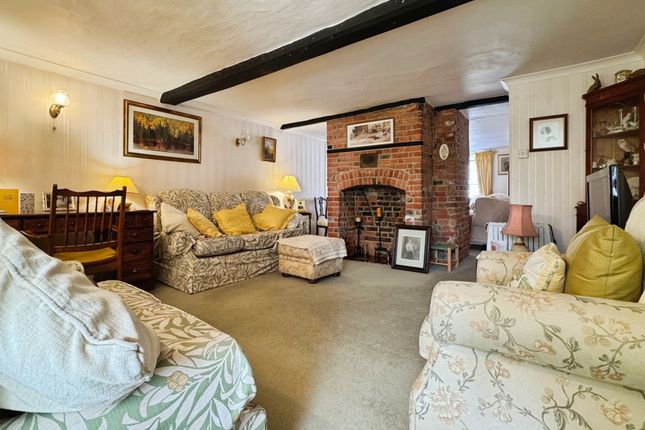 11 High Street, Marlborough photo 2