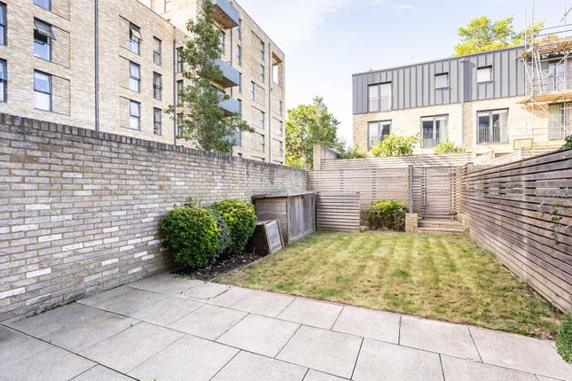 Beatrice Place, Wandsworth photo 3