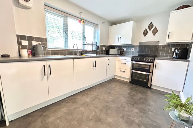 2-bed house on 8, Manchester, £1,200/mo