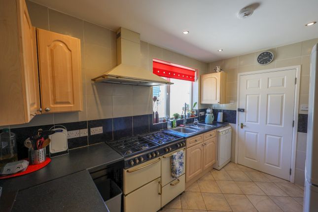 Penarth, St Austell Road, Par photo 4