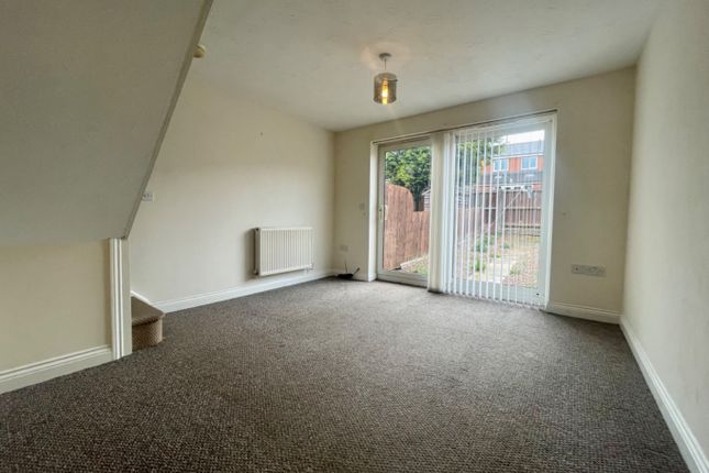 20, Warren Hill, Swadlincote photo 5