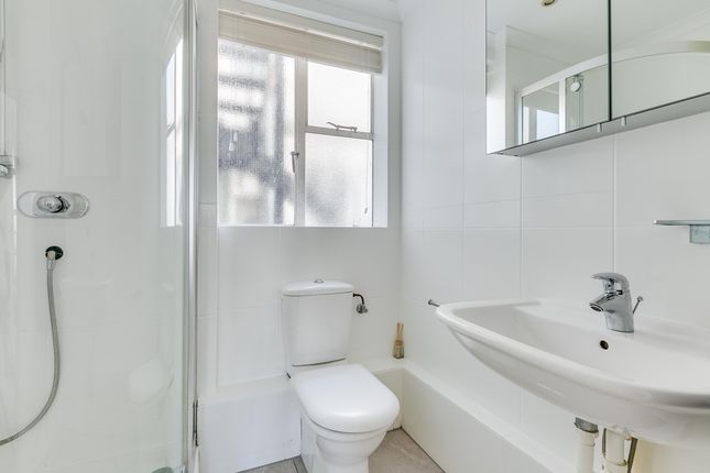 Flat for sale in Cheyne Place, London