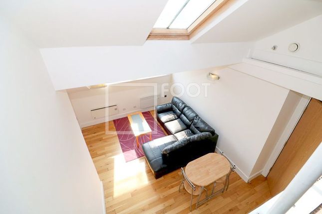 Flat to rent in Centenanry House, Bridge Street BD1