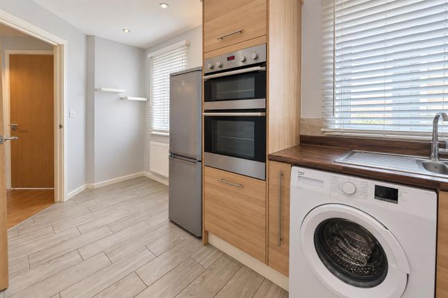 1, Talavera Crescent, Colchester photo 3