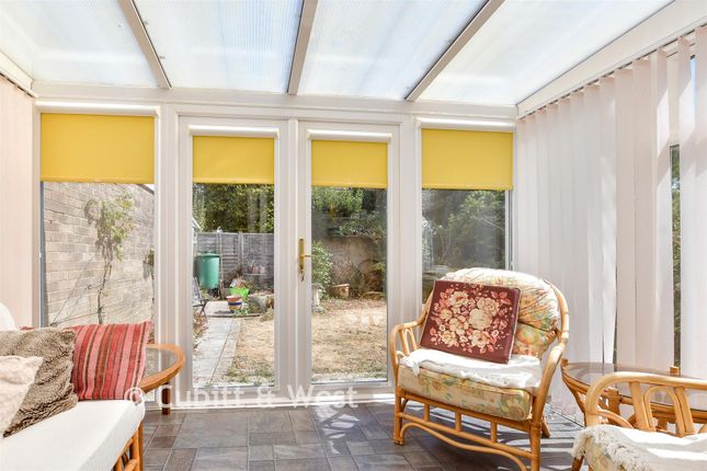 26, Ramillies Gardens, Bognor Regis photo 3