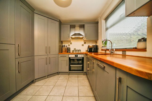 5, Greenways Terrace, Ipswich photo 4
