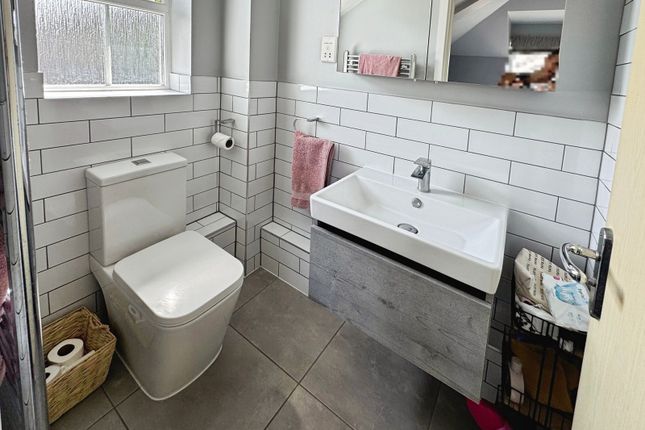 Flat 9,, Latimer House, Marrow Meade photo 2