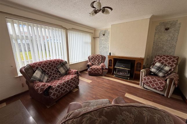 151, Trilwm, Kidwelly photo 3