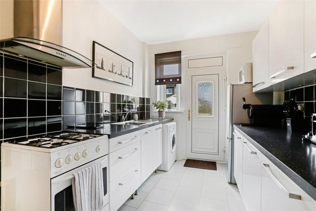 77, Blackstone Crescent, Glasgow photo 3