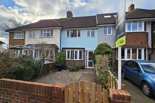 Thumbnail Terraced house for sale in Meadway, Twickenham
