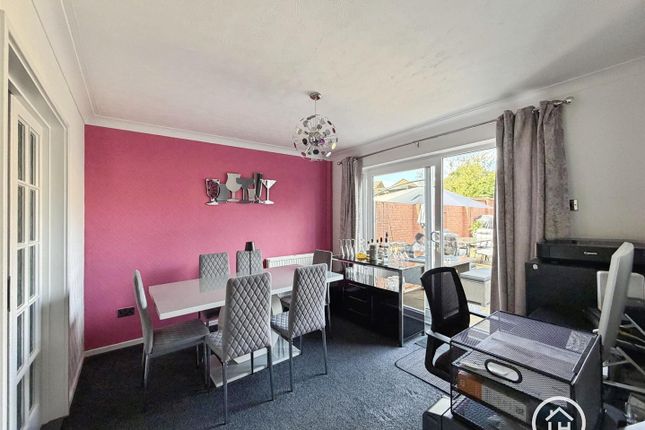 10, Cragie Walk, Gillingham photo 4