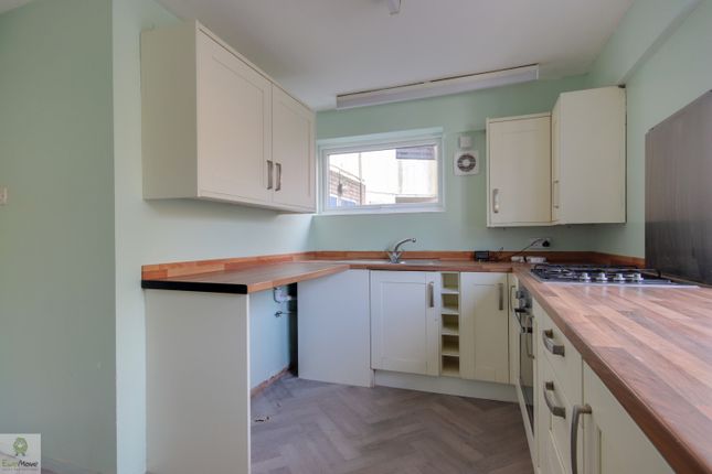 Thumbnail Maisonette for sale in Pike Close, Stafford, Staffordshire