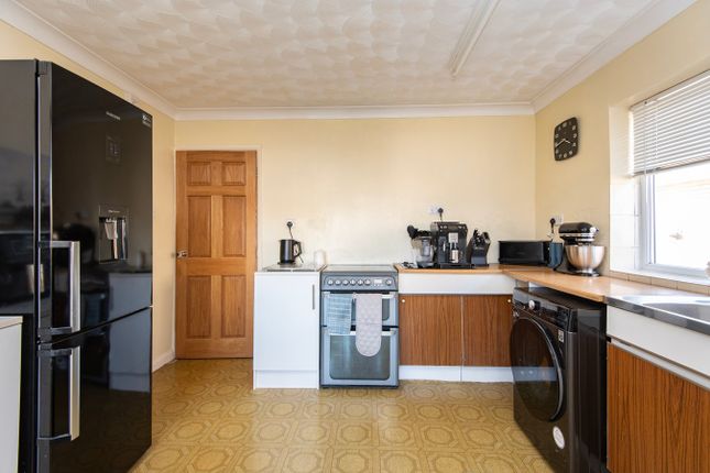32, Sentance Crescent, Boston photo 3