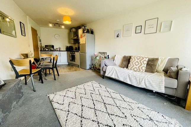 2-bed flat on 9 The Drum, 7, Stillwater Drive, Manchester, £145,000