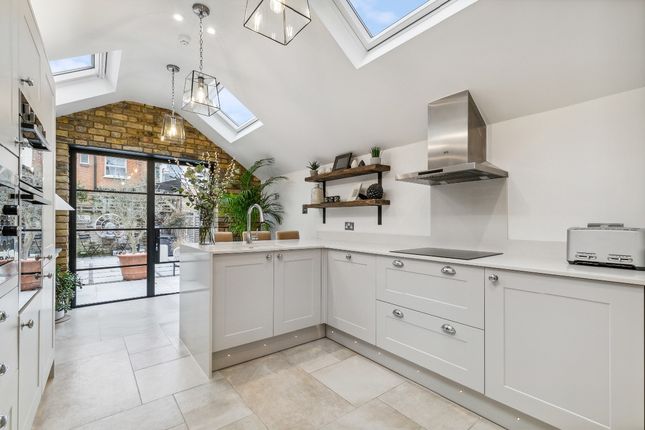 Thumbnail Terraced house for sale in Mullins Path, London