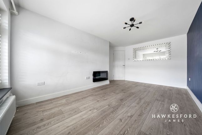 12 Prentis Close, Sittingbourne photo 4