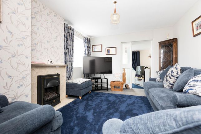 26, Whitecrofts, Hitchin photo 4